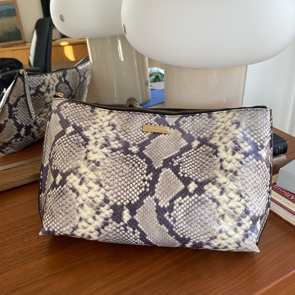 Kate Spade Cosmetic Bag - Picture 4 of 15